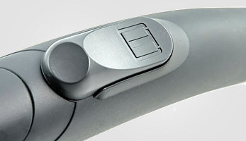 Серая рукоятка шланга с заслонкой для механической регулировки мощности всасывания