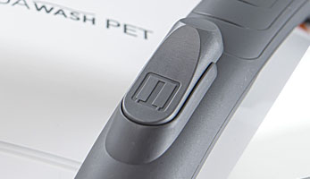 THOMAS Twin Aquawash Pet vacuum cleaner, mechanical power control on the hose for cleaning fine textiles