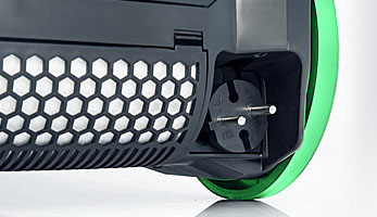 THOMAS DryBOX Amfibia Family vacuum cleaner, MKA microfilter under the grid at the vacuum cleaner outlet and power cord plug