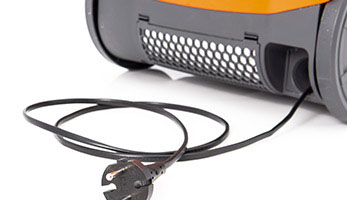 Пылесос THOMAS, длинный сетевой шнур с автоматической смоткой обеспечивает большой радиус действия и комфорт