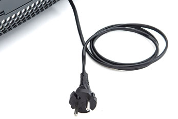 Пылесос THOMAS, длинный сетевой шнур с автоматической смоткой обеспечивает большой радиус действия и комфорт