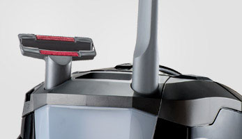 THOMAS DryBOX Amfibia Family, upholstered furniture and crevice nozzles are conveniently attached to the body when cleaning