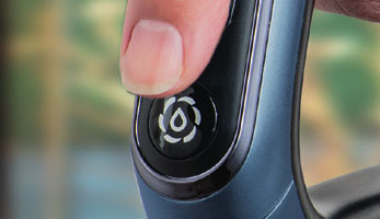 Моющий аккумуляторный пылесос AquaFloorCleaner Cordless Plus, режим стерилизации и самоочистки