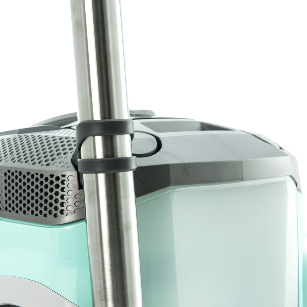 Multi Clean X10 Parquet, удобное закрепление телескопической трубы на копусе пылесоса во время парковки