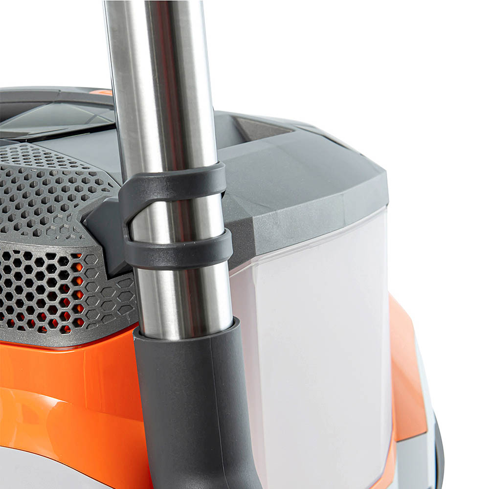 Пылесос THOMAS Pet&Family, крепление телескопической трубы с насадкой на корпусе пылесоса для удобной парковки