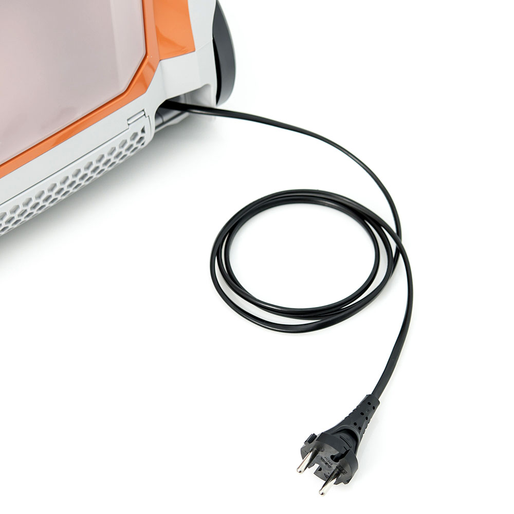 THOMAS Pet&Family, длинный сетевой шнур обеспечивает большой радиус действия для комфортной уборки от одной розетки