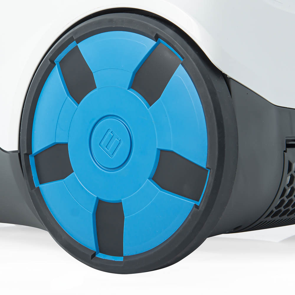 DryBOX + AquaBOX Parkett, большое заднее колесо обеспечивает маневренность и легкое преодоление препятствий. 